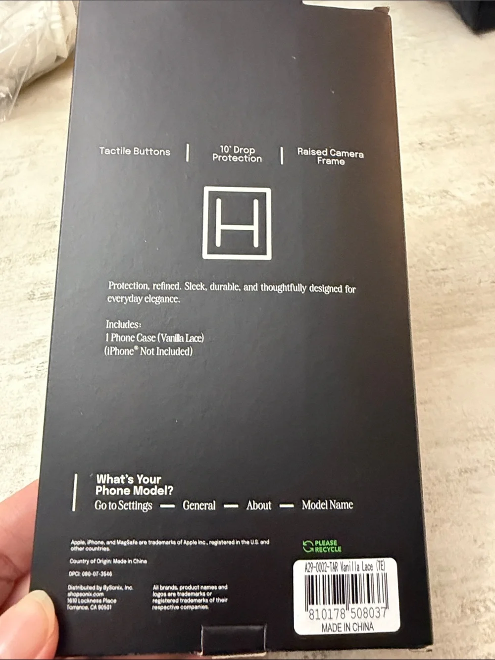 Vanilla Lace White iPhone 17 Pro Max Case